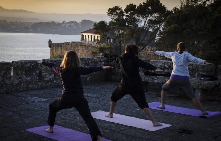 yoga parador bayona